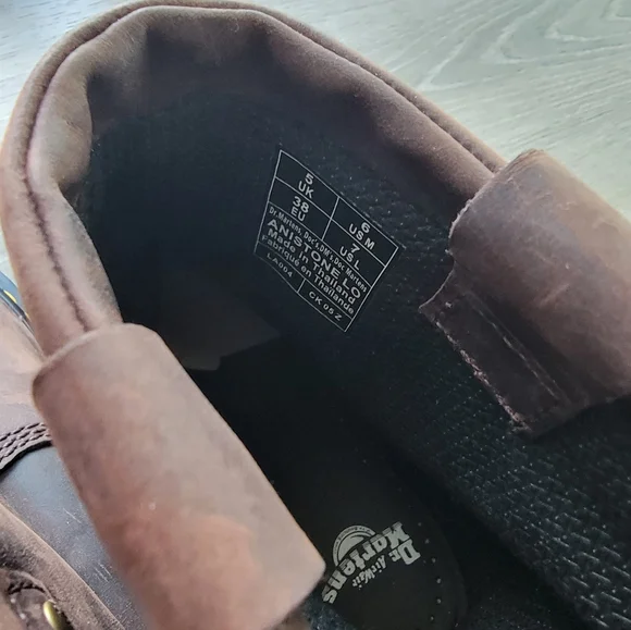 Dr. Martens Dark Anistone LO Boots - Picture 4 of 4